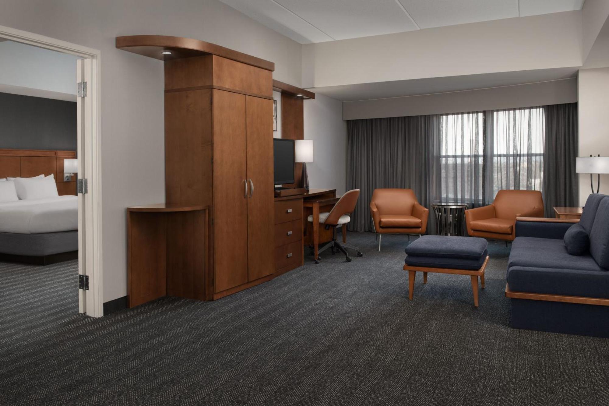 Готель Courtyard By Marriott Syracuse Downtown At Armory Square Екстер'єр фото